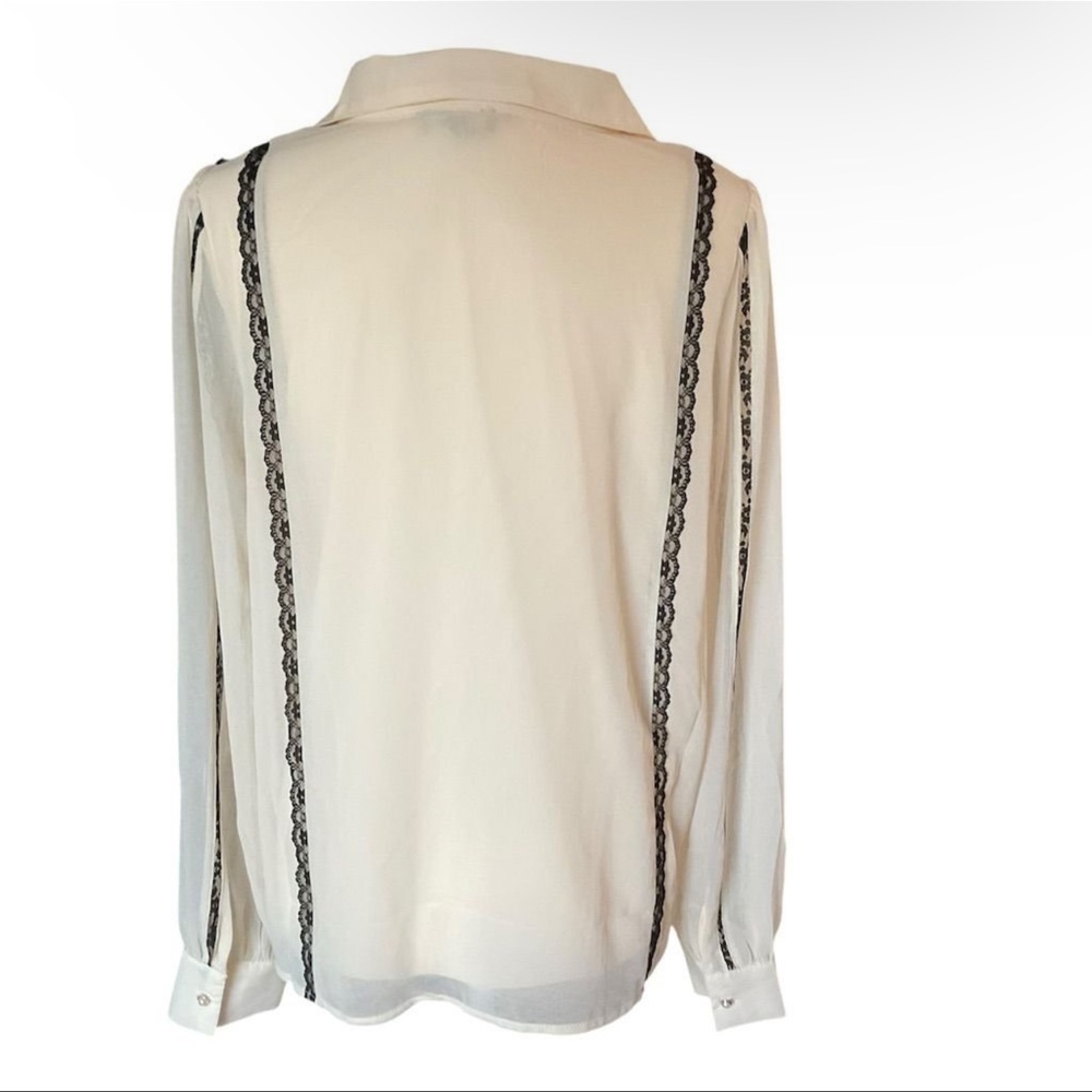 HAVER London Women's Medium Ivory Long Sleeve Lace Trim Button Down Blouse NWT!​ - Picture 4 of 9